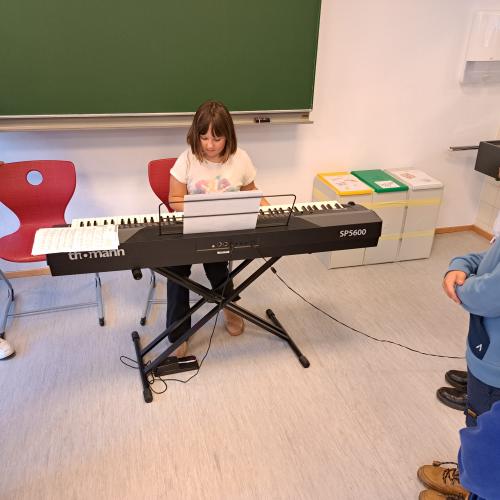 © MS Silz-Mötz Tage der offenen Tür VS Silz, VS Mötz III