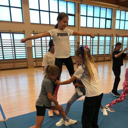 Cheerleading 1ab
