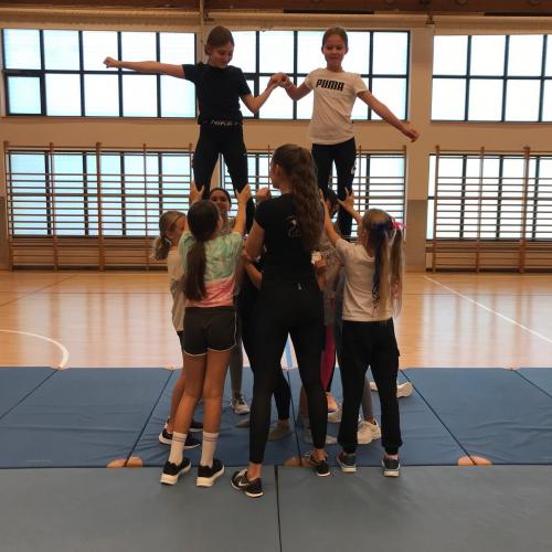 Cheerleading 1ab